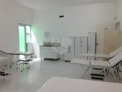 Prédio Comercial à venda, 641m² no Vila Mogilar, Mogi das Cruzes