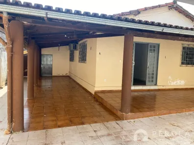 Casa com 3 Quartos à venda, 530m² no Jardim Petrópolis, Goiânia