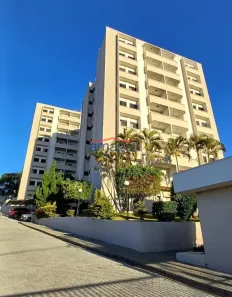 Apartamento com 2 Quartos para alugar, 77m² no Centro, Jacareí