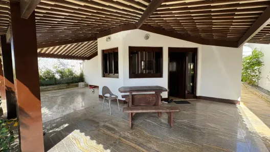 Casa com 5 Quartos para alugar, 250m² no Itapuã, Salvador