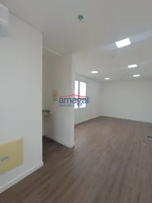 Sala Comercial para alugar, 34m² no Centro, Jacareí