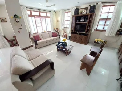Casa com 5 Quartos à venda, 363m² no Grajaú, Rio de Janeiro
