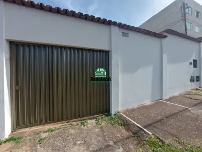 Casa com 2 Quartos para alugar, 100m² no Maracananzinho, Anápolis