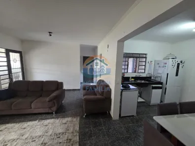 Casa com 3 Quartos à venda, 350m² no Jardim das Gaivotas, Caraguatatuba