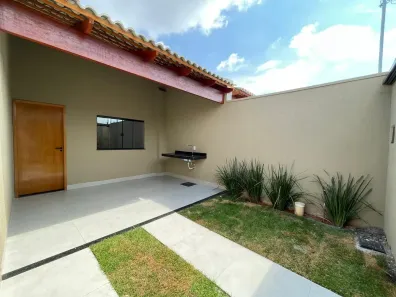 Casa com 3 Quartos à venda, 78m² no Privê Lírios do Campo, Anápolis