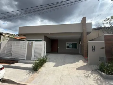 Casa com 4 Quartos à venda, 255m² no Grande Colorado, Brasília
