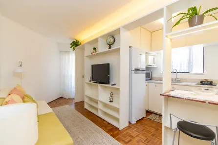 Apartamento com 2 Quartos para alugar, 32m² no Cristo Rei, Curitiba