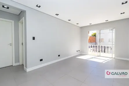 Apartamento com 2 Quartos para alugar, 55m² no Água Verde, Curitiba