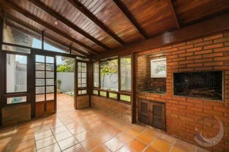 Casa com 3 Quartos à venda, 274m² no Carianos, Florianópolis