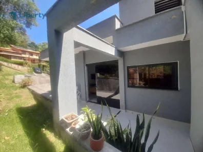 Casa de Condomínio com 3 Quartos à venda, 180m² no Badu, Niterói