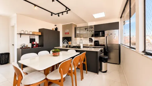 Apartamento com 3 Quartos à venda, 181m² no Jardim Itu, Porto Alegre