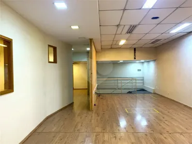 Ponto Comercial para alugar, 227m² no Bela Vista, São Paulo
