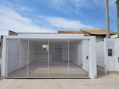 Casa com 3 Quartos para alugar, 280m² no Jardim Itaipu, Marília