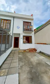Casa com 2 Quartos à venda, 100m² no Guarujá, Porto Alegre
