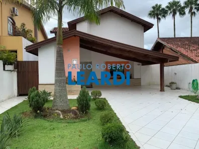 Casa de Condomínio com 3 Quartos à venda, 340m² no Alphaville, Santana de Parnaíba