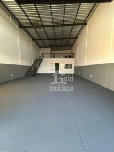 Galpão/Depósito/Armazém para alugar, 136m² no Jardim Regatas, Ribeirão Preto