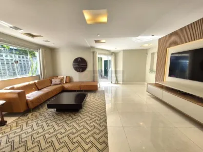 Casa com 4 Quartos à venda, 353m² no Badu, Niterói