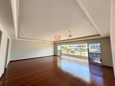Apartamento com 4 Quartos para alugar, 250m² no Valparaíso, Petrópolis