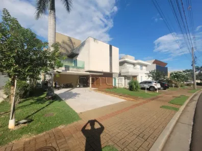 Casa de Condomínio com 3 Quartos à venda, 250m² no Vivendas do Arvoredo, Londrina