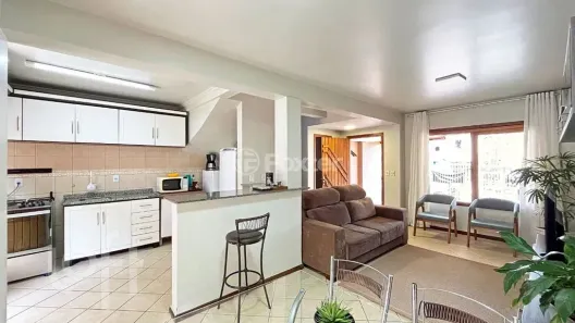 Sobrado com 3 Quartos à venda, 125m² no Espírito Santo, Porto Alegre