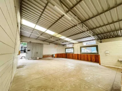 Ponto Comercial para alugar, 162m² no Levindo Paula Pereira, Divinópolis
