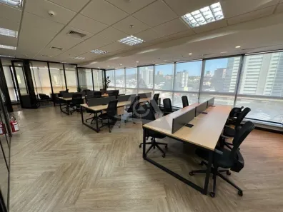 Sala Comercial para alugar, 235m² no Cambuí, Campinas