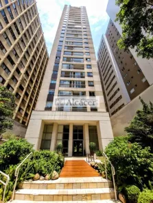 Apartamento com 2 Quartos para alugar, 70m² no Centro, Curitiba