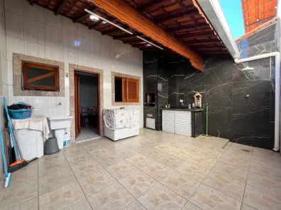 Casa com 2 Quartos à venda, 96m² no Maracanã, Praia Grande