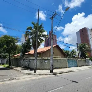 Imóvel Comercial com 3 Quartos para alugar, 390m² no Cocó, Fortaleza