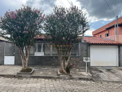 Casa com 3 Quartos à venda, 189m² no Bela Vista, Caxambu