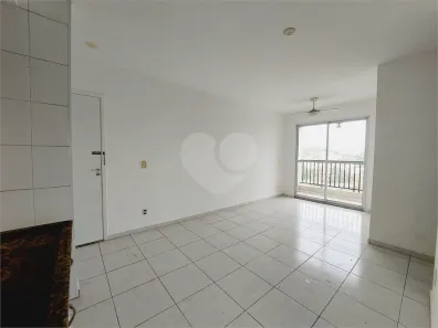 Apartamento com 2 Quartos para alugar, 48m² no Vila Anastácio, São Paulo