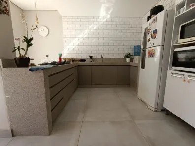 Casa com 3 Quartos à venda, 175m² no Centro, Florestal