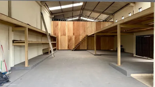 Sala Comercial para alugar, 160m² no Bosque do Carvalho, Campo Grande