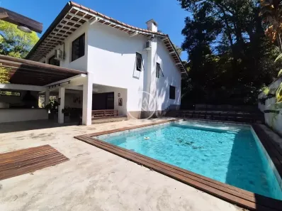 Casa com 3 Quartos à venda, 222m² no Itaipava, Petrópolis