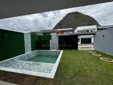 Casa de Condomínio com 4 Quartos à venda, 222m² no Vargem Pequena, Rio de Janeiro