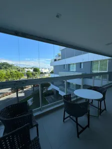 Apartamento com 2 Quartos para alugar, 90m² no Jurerê Internacional, Florianópolis