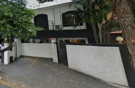 com 6 Quartos para alugar, 200m² no Planalto Paulista, São Paulo