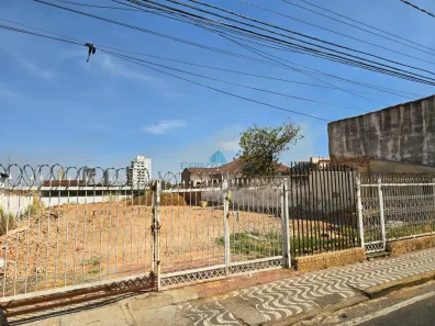 Lote/Terreno à venda, 753m² no Centro, Franca