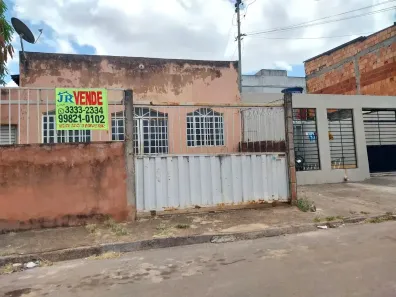 Casa com 2 Quartos à venda, 130m² no Recanto das Emas, Brasília