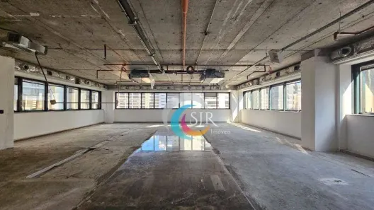 Sala Comercial para alugar, 214m² no Vila Olímpia, São Paulo