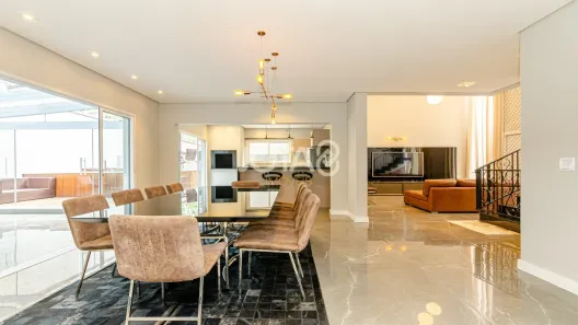 Casa de Condomínio com 5 Quartos à venda, 330m² no Campo Comprido, Curitiba
