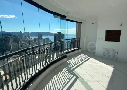 Apartamento com 4 Quartos à venda, 185m² no Meia Praia, Itapema