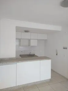 Apartamento com 2 Quartos para alugar, 48m² no Santo Expedito, Pouso Alegre