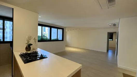 Apartamento com 3 Quartos para alugar, 108m² no Centro, Belo Horizonte