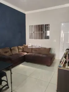 Casa com 2 Quartos à venda, 110m² no Loteamento Ilha Bela, Uberaba