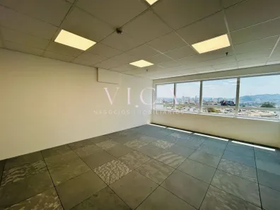 Sala Comercial para venda ou aluguel, 43m² no Alphaville Centro Industrial e Empresarial/Alphaville., Barueri