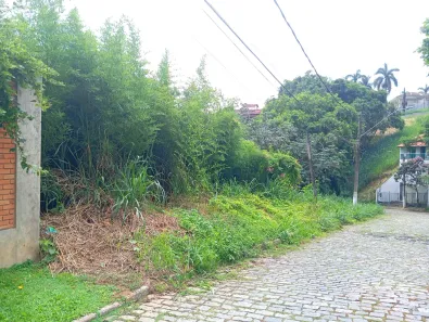 Lote/Terreno à venda, 334m² no Jardim Brasília, Resende