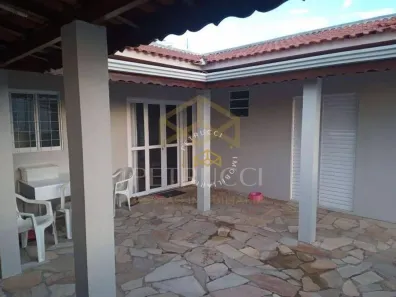 Casa com 2 Quartos à venda, 150m² no Vila Santana, Campinas