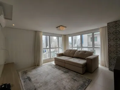 Apartamento com 3 Quartos para alugar, 130m² no Centro, Balneário Camboriú