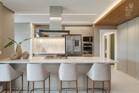 Cobertura com 4 Quartos à venda, 277m² no Campina do Siqueira, Curitiba